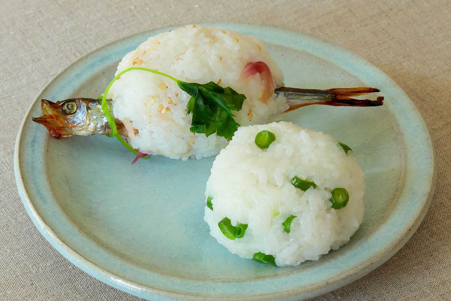 タカハシユキさんに教わる「ししゃもとみょうがのおむすび」と「いんげんのくるみ味噌むすび」