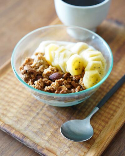 本間節子さんに教わる「ほうじ茶風味のグラノーラボウル」